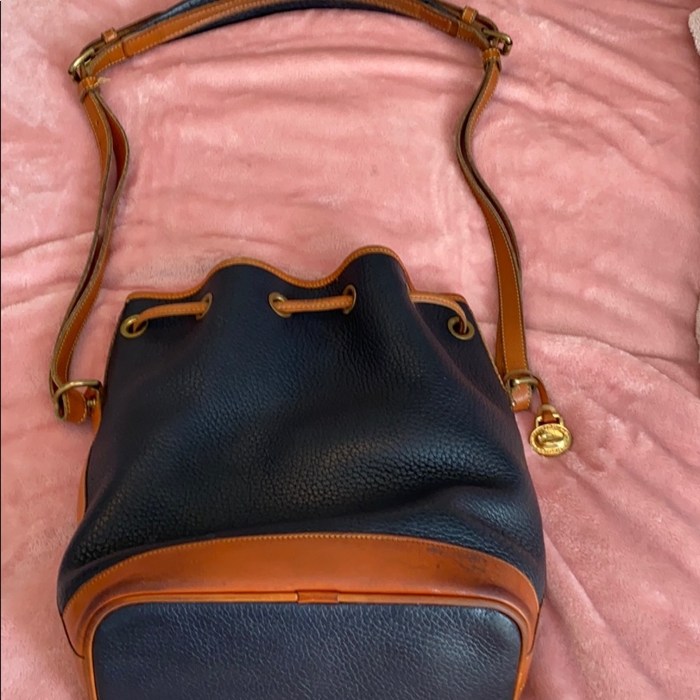 Dooney & Bourke All Weather Leather hobo bag - Picture 2 of 7